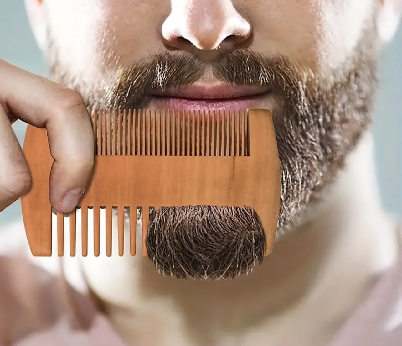 Baardkam van natuurlijk beukenhout